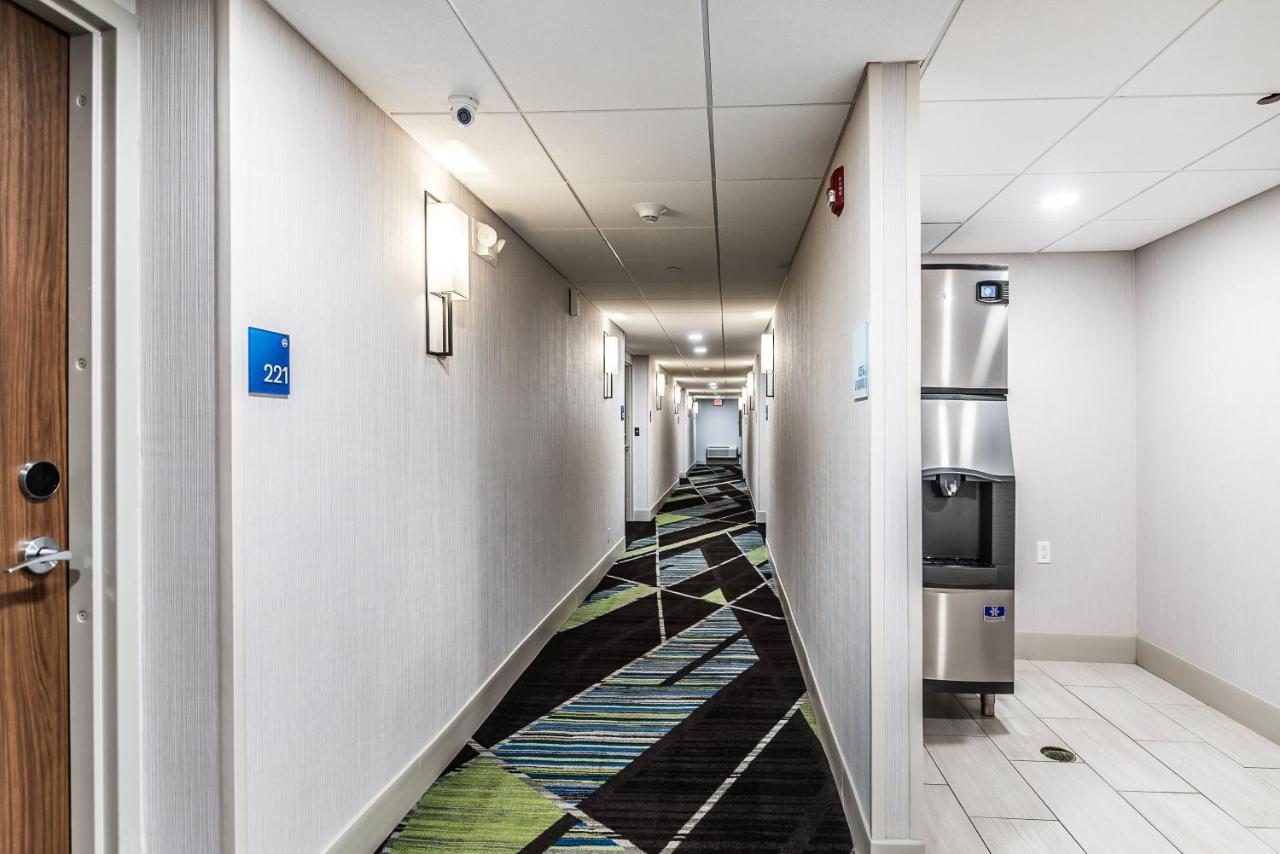 Holiday Inn Express Flint-Campus Area By Ihg Eksteriør billede