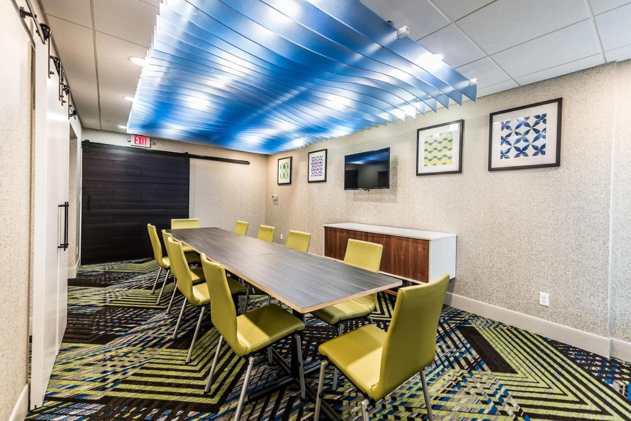 Holiday Inn Express Flint-Campus Area By Ihg Eksteriør billede